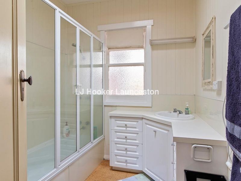 4 Robin Street, Newstead TAS 7250