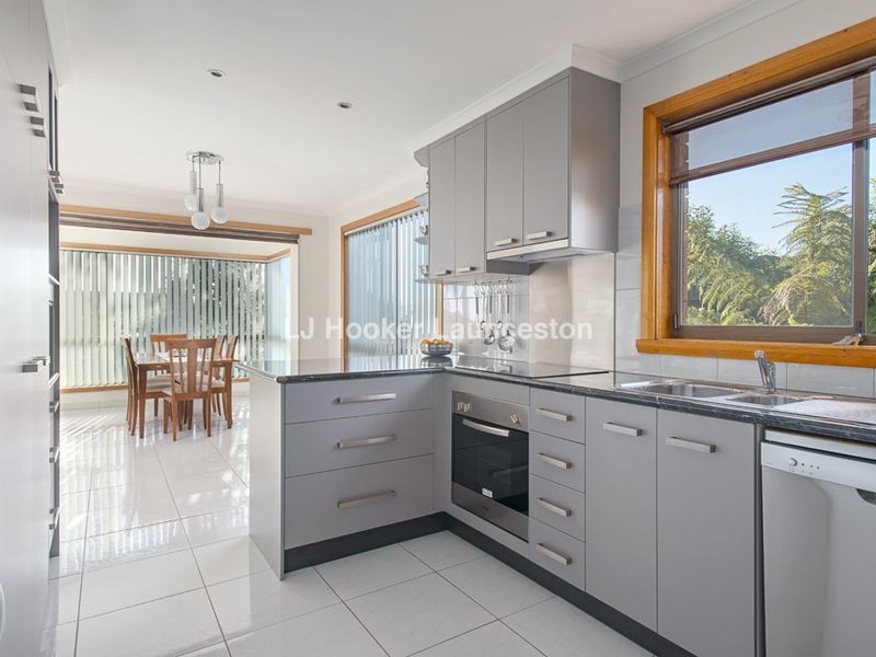 12 New World Avenue, Trevallyn TAS 7250
