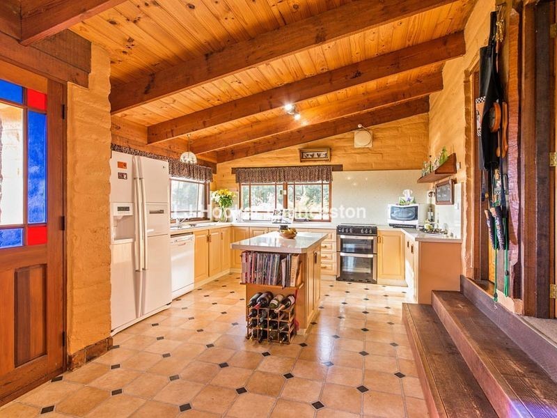 49 Yelton View Road (Off Loop Road), Notley Hills TAS 7275