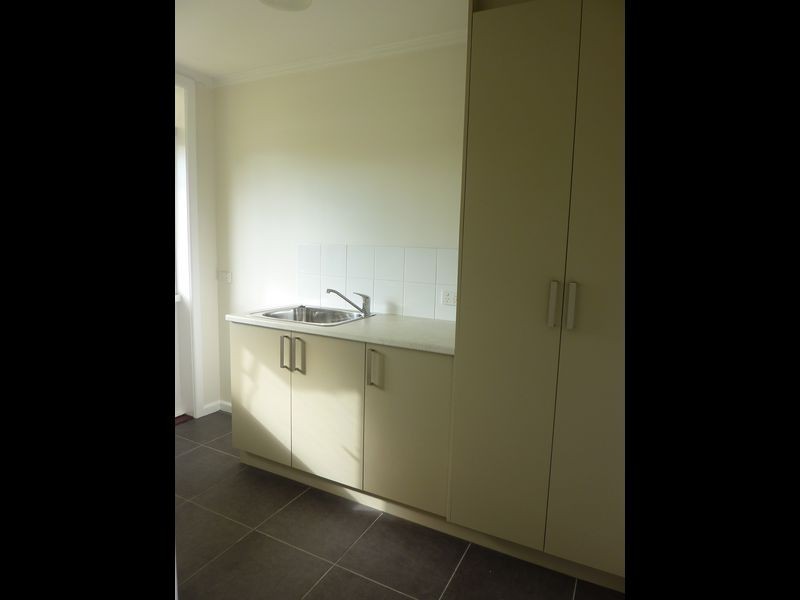 8 Pitt Avenue, Trevallyn TAS 7250