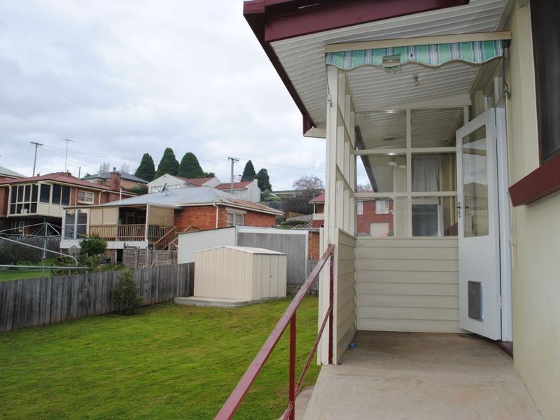 8 Pitt Avenue, Trevallyn TAS 7250