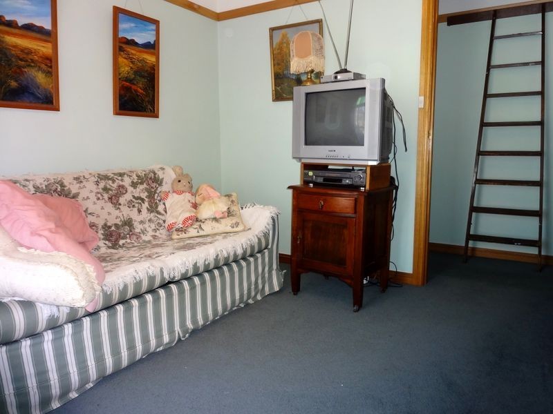 27 Macquarie Street, Evandale TAS 7212