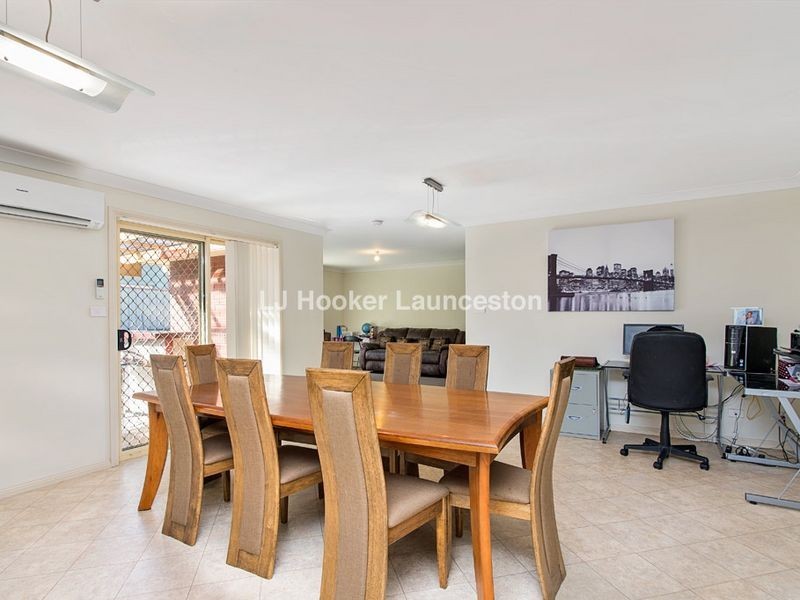 19 Dafnis Drive, Newnham TAS 7248