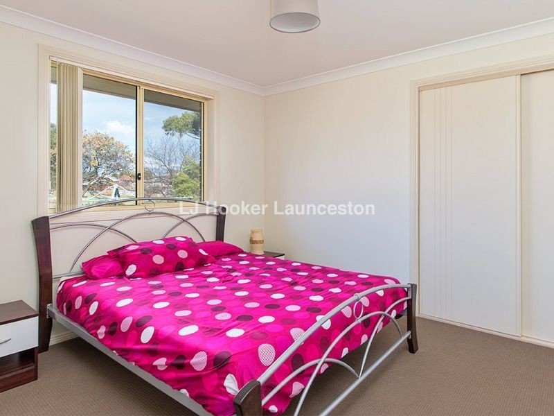 19 Dafnis Drive, Newnham TAS 7248