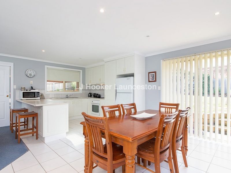 33 Belgrave Parade, Youngtown TAS 7249