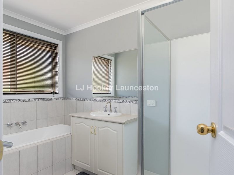 33 Belgrave Parade, Youngtown TAS 7249