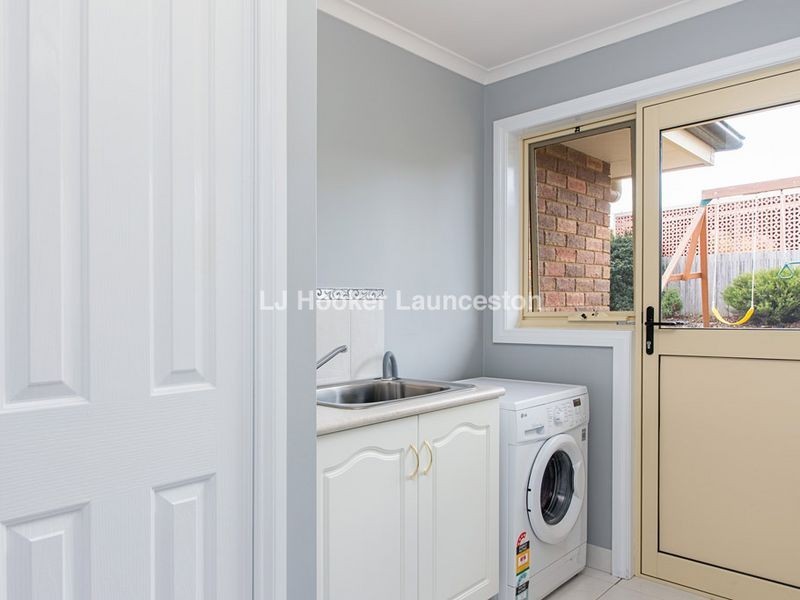 33 Belgrave Parade, Youngtown TAS 7249