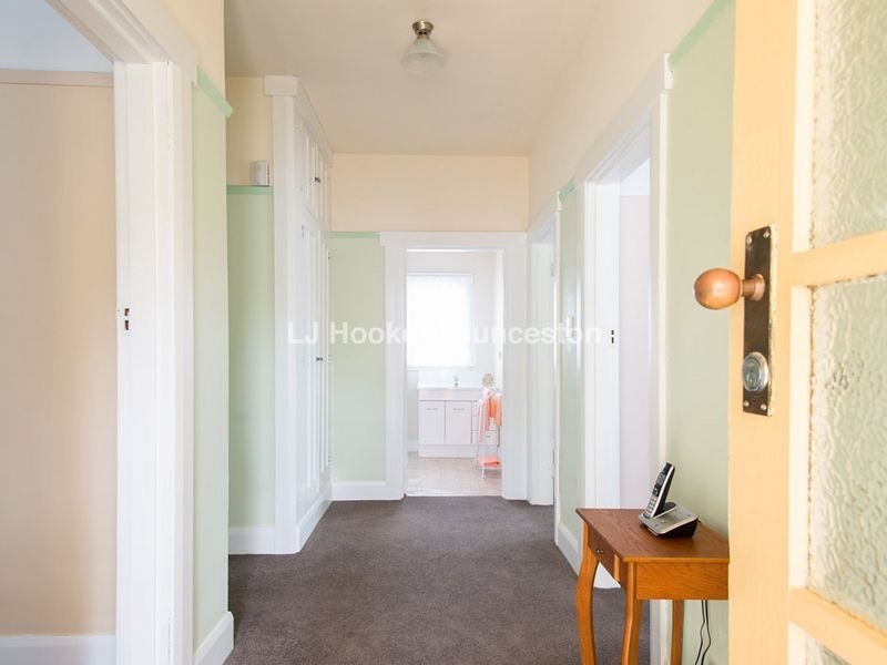 8 Pine Avenue, Newstead TAS 7250