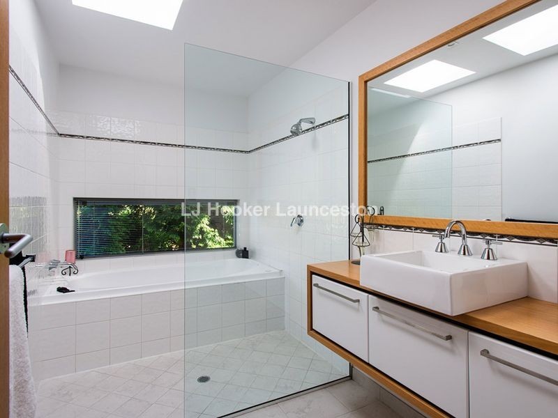 175 Johnstons Road, Hillwood TAS 7252