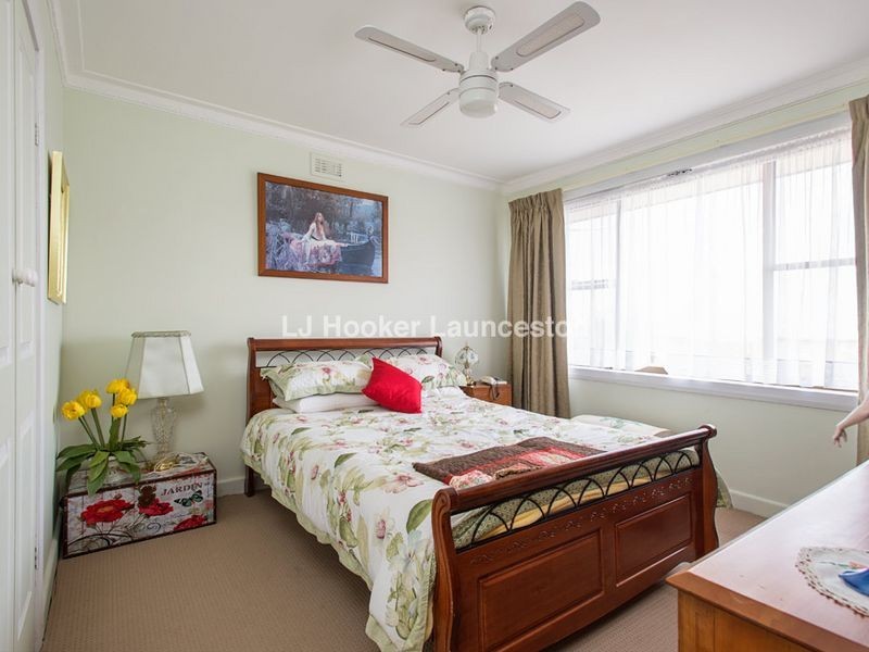 43 Cornwall Crescent, Newnham TAS 7248