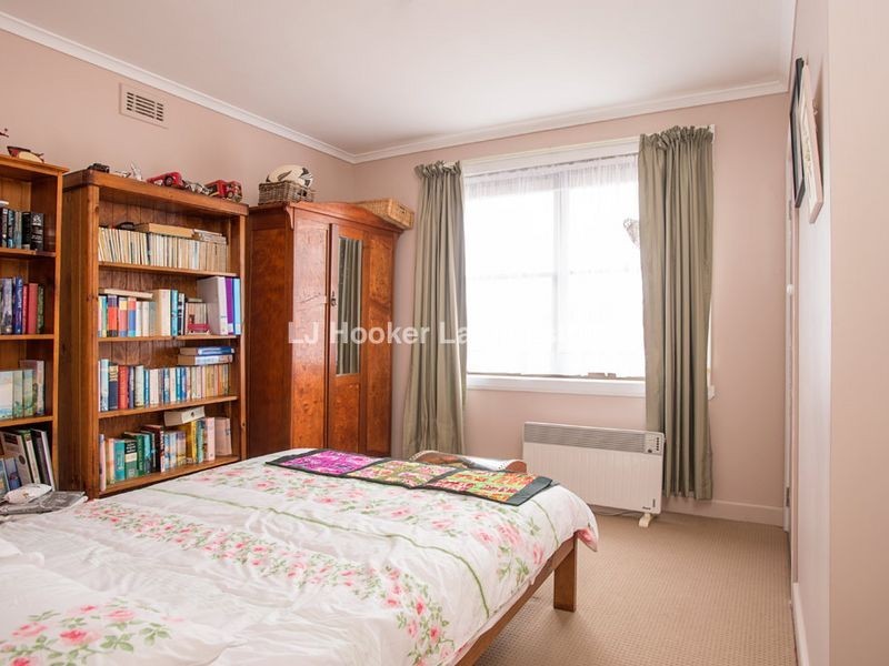 43 Cornwall Crescent, Newnham TAS 7248