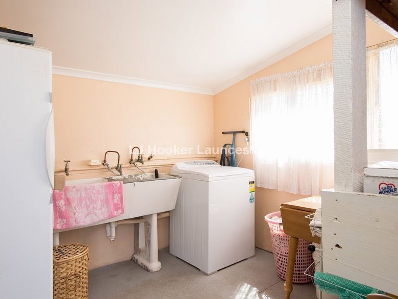 15 Station Road, Lilydale TAS 7268
