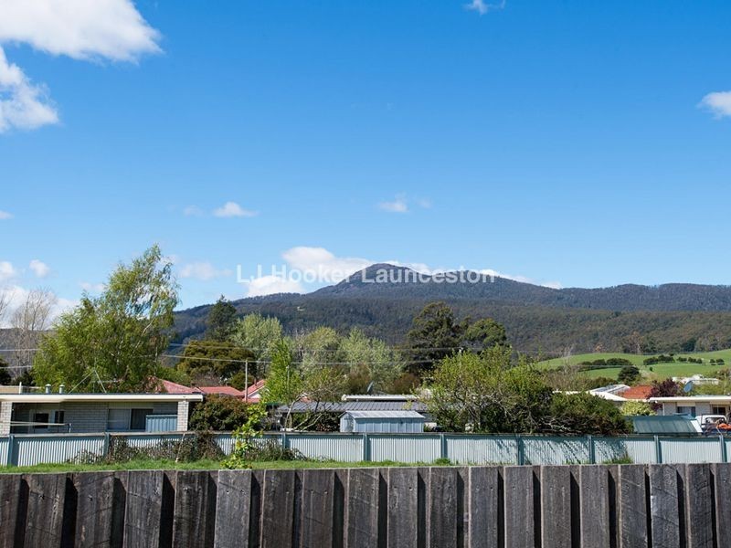 15 Station Road, Lilydale TAS 7268