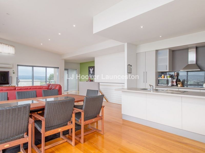 1/7-9 Monet Place, Newnham TAS 7248