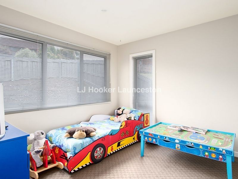 1/7-9 Monet Place, Newnham TAS 7248