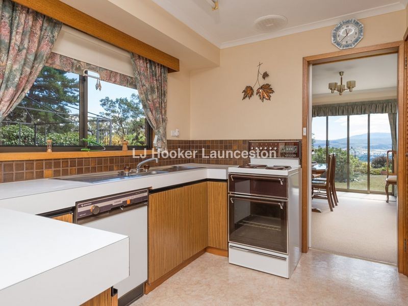 8 Stephensdale Drive, Riverside TAS 7250
