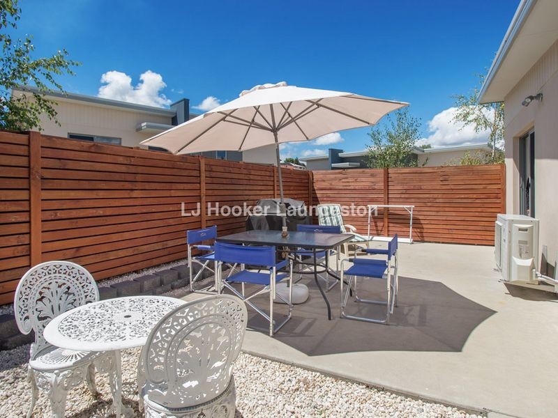 4/21 Dafnis Drive, Newnham TAS 7248