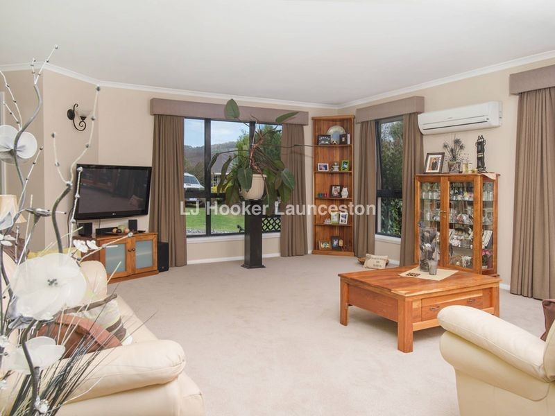 7 Baker Court, Blackstone Heights TAS 7250