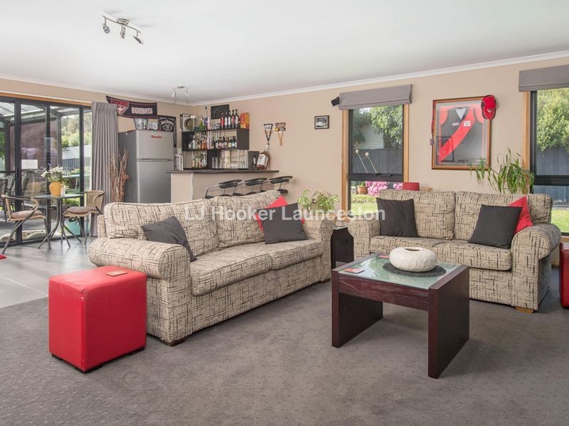 7 Baker Court, Blackstone Heights TAS 7250