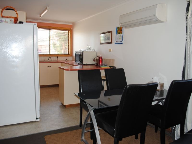 1/2 Newnham Close, Newnham TAS 7248