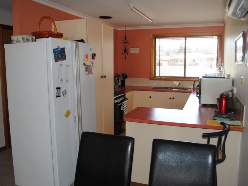 1/2 Newnham Close, Newnham TAS 7248