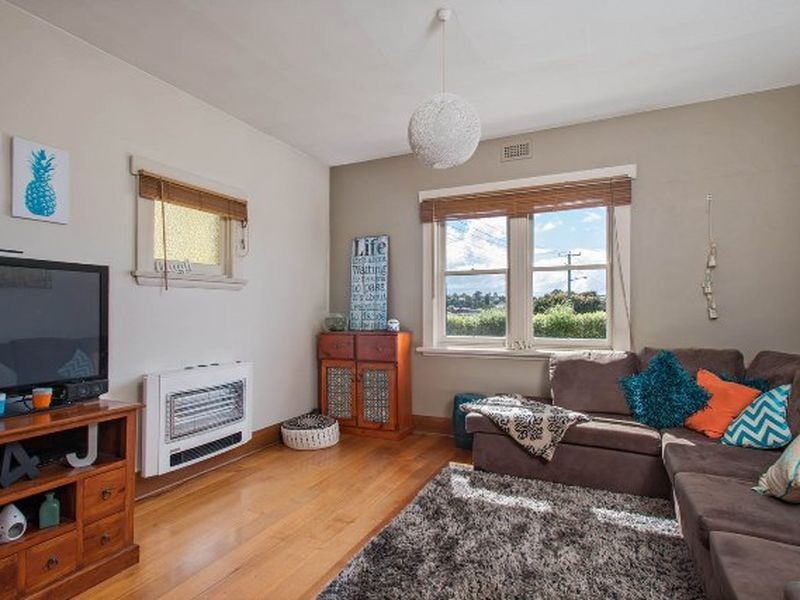 10 Opossum Road, Kings Meadows TAS 7249