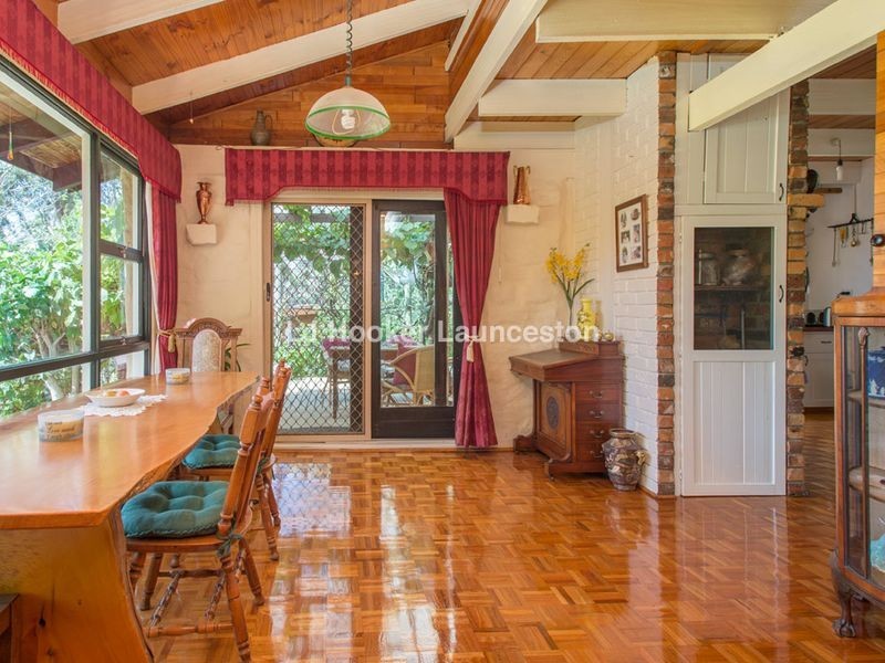 40 Redwood Crescent, Youngtown TAS 7249