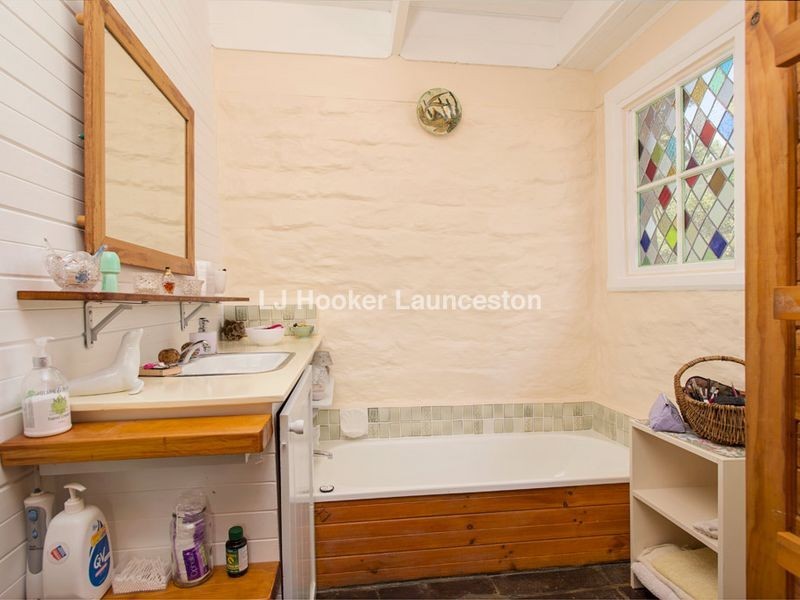 40 Redwood Crescent, Youngtown TAS 7249