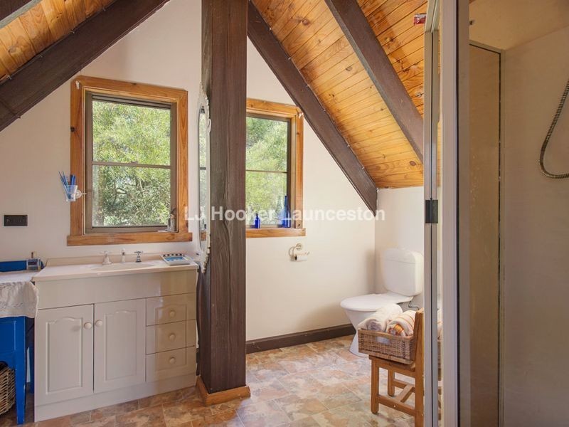 40 Redwood Crescent, Youngtown TAS 7249