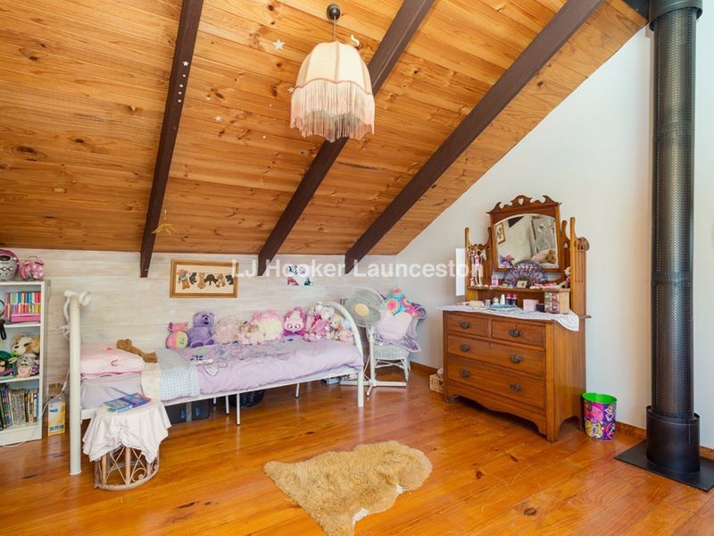 40 Redwood Crescent, Youngtown TAS 7249