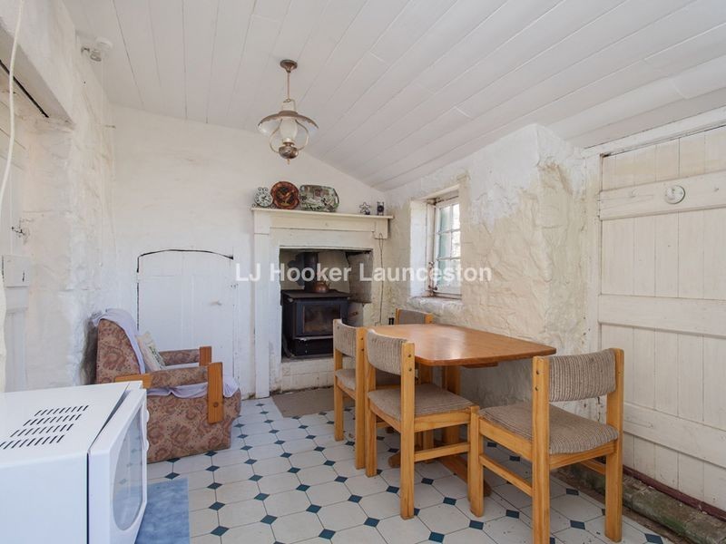 30 Pedder Street, Campbell Town TAS 7210