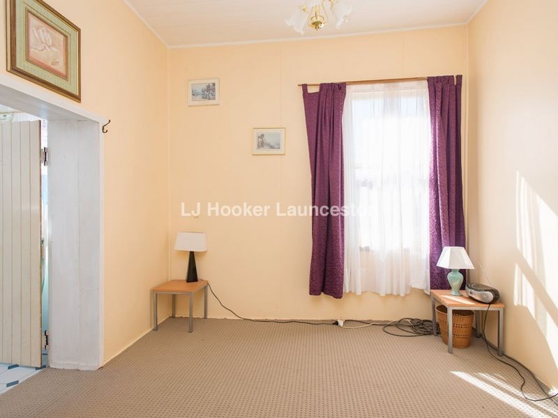 30 Pedder Street, Campbell Town TAS 7210