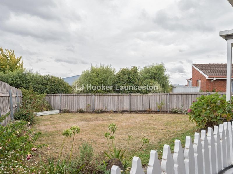 Unit 2/10 Belmont Court, Newnham TAS 7248