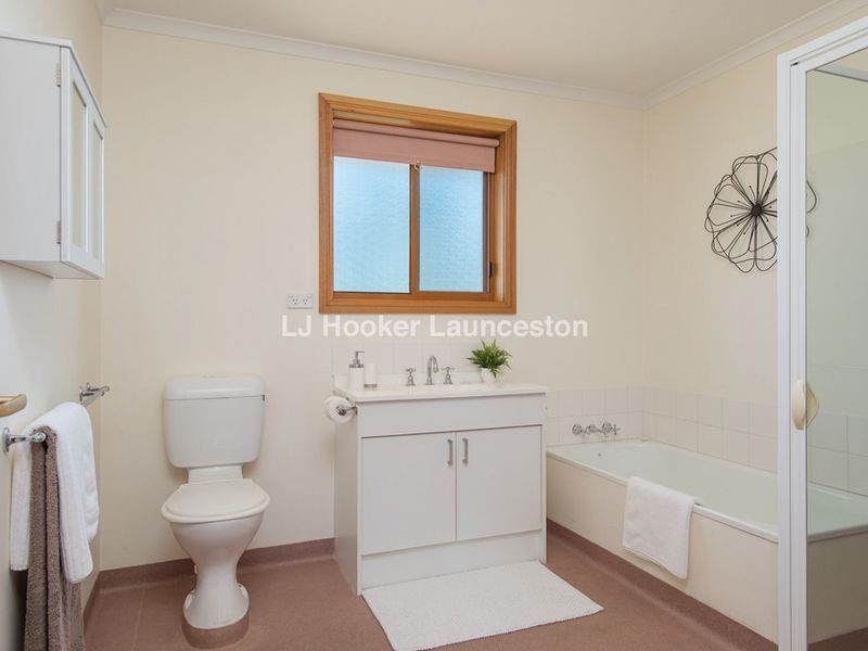 31 Freshwater Point Road, Legana TAS 7277