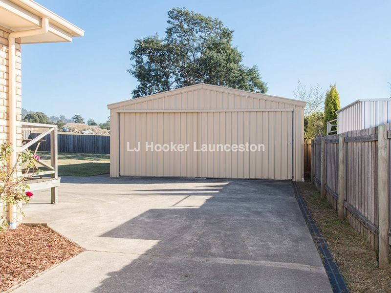 31 Freshwater Point Road, Legana TAS 7277