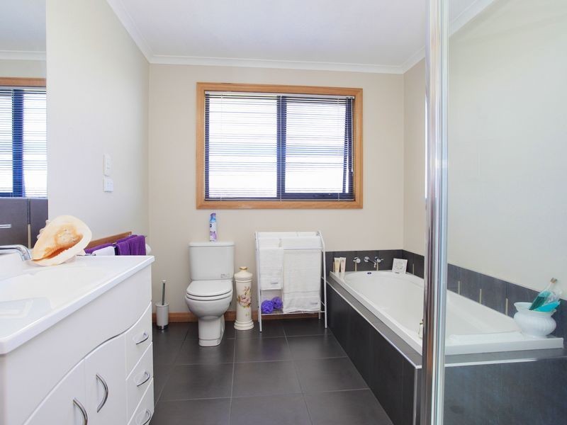 4426 West Tamar Highway, Beauty Point TAS 7270