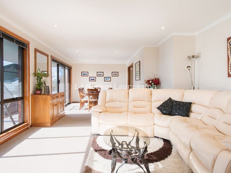 5 Beaumaris Court, Trevallyn TAS 7250