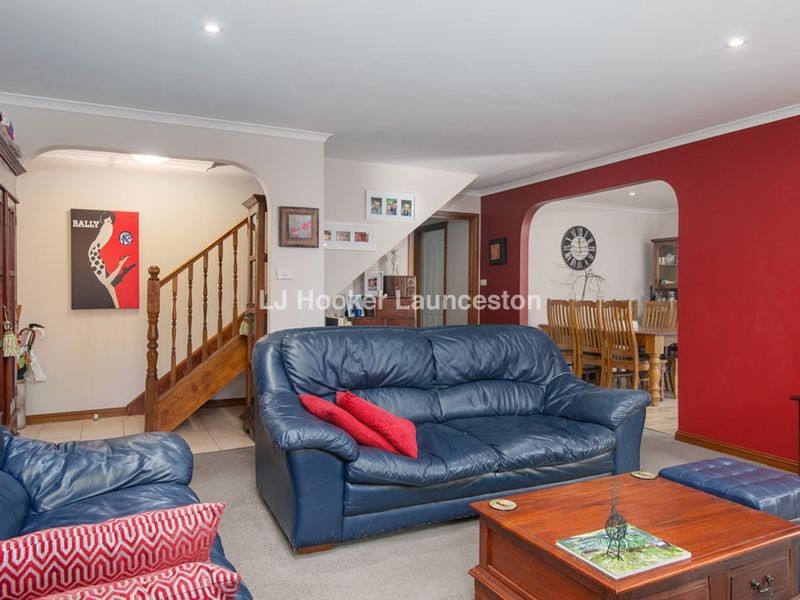 11 Kensington Gardens, Norwood TAS 7250