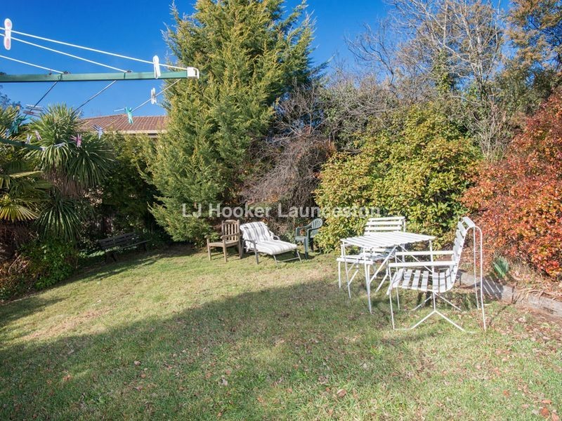 11 Kensington Gardens, Norwood TAS 7250