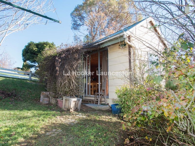 11 Kensington Gardens, Norwood TAS 7250