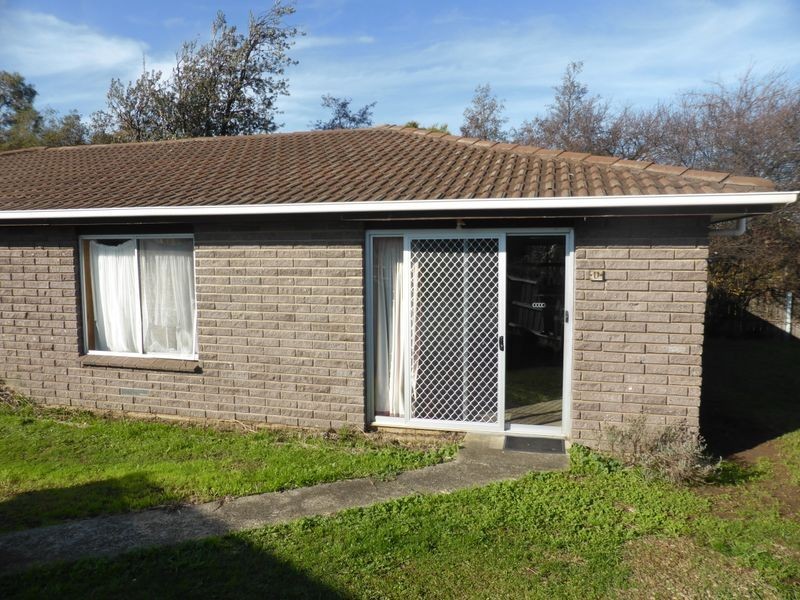 4/4 Parklands Parade, Newnham TAS 7248