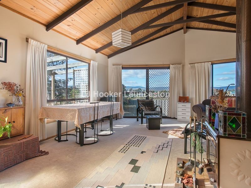 1 Harrison Street, Campbell Town TAS 7210