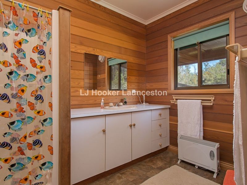 405 Gravelly Beach Road, Gravelly Beach TAS 7276