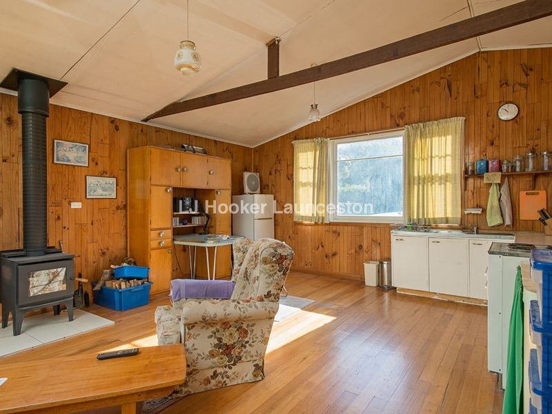 405 Gravelly Beach Road, Gravelly Beach TAS 7276