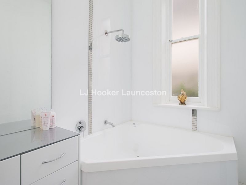 20 Elphin Road, Launceston TAS 7250