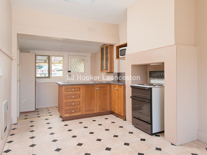 7 Charles Street, Perth TAS 7300