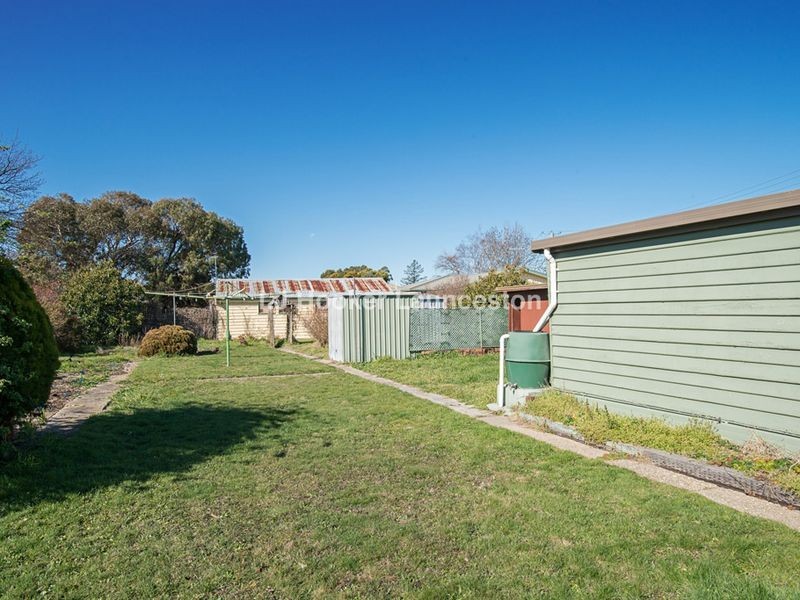 7 Charles Street, Perth TAS 7300