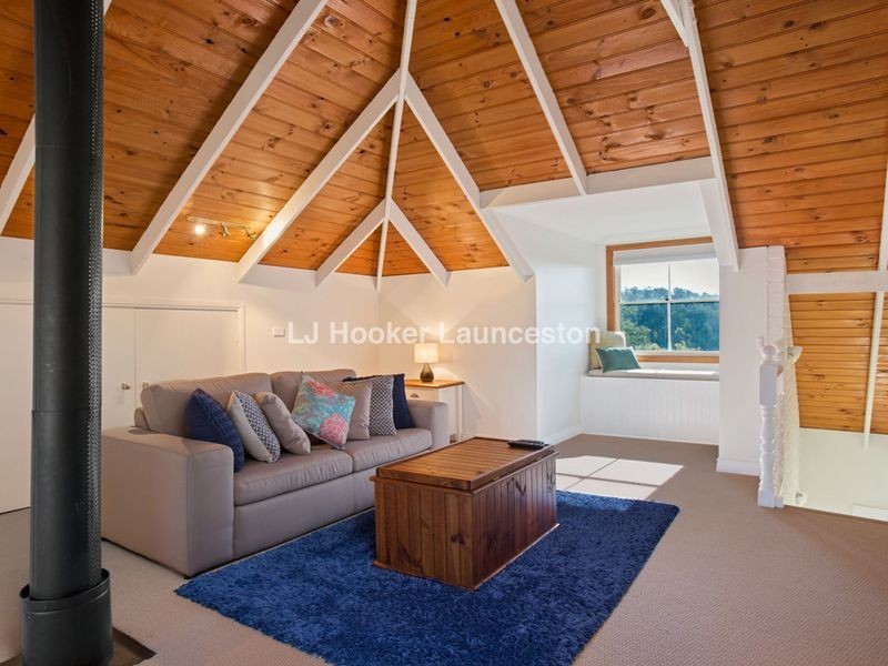 1 Centaur Crescent, Blackstone Heights TAS 7250