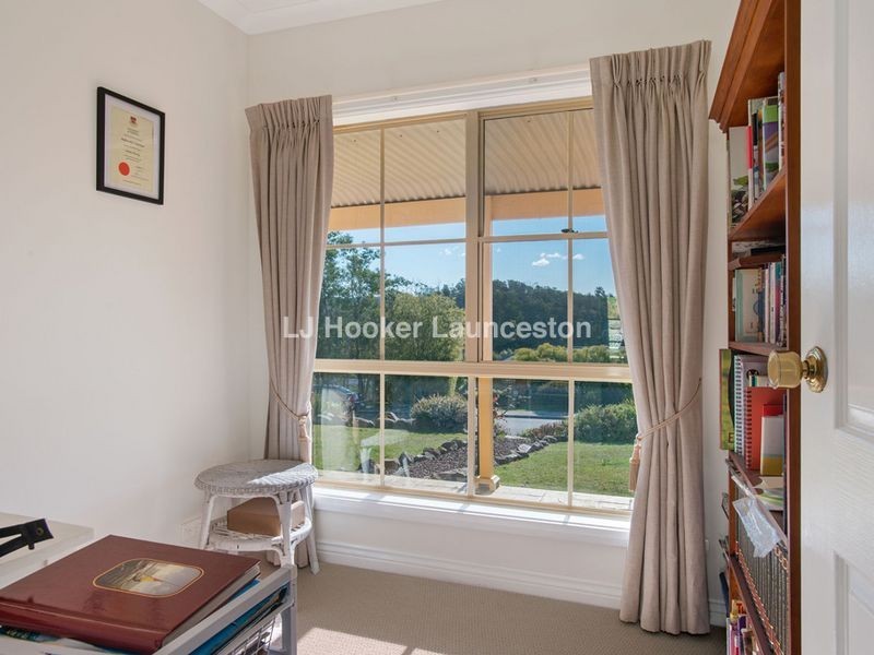 1 Centaur Crescent, Blackstone Heights TAS 7250