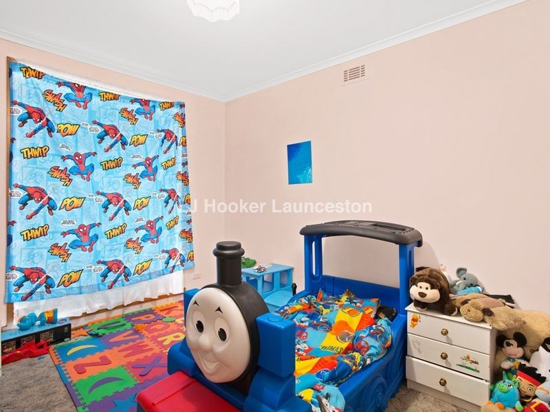 7 Wallace Street, Newnham TAS 7248